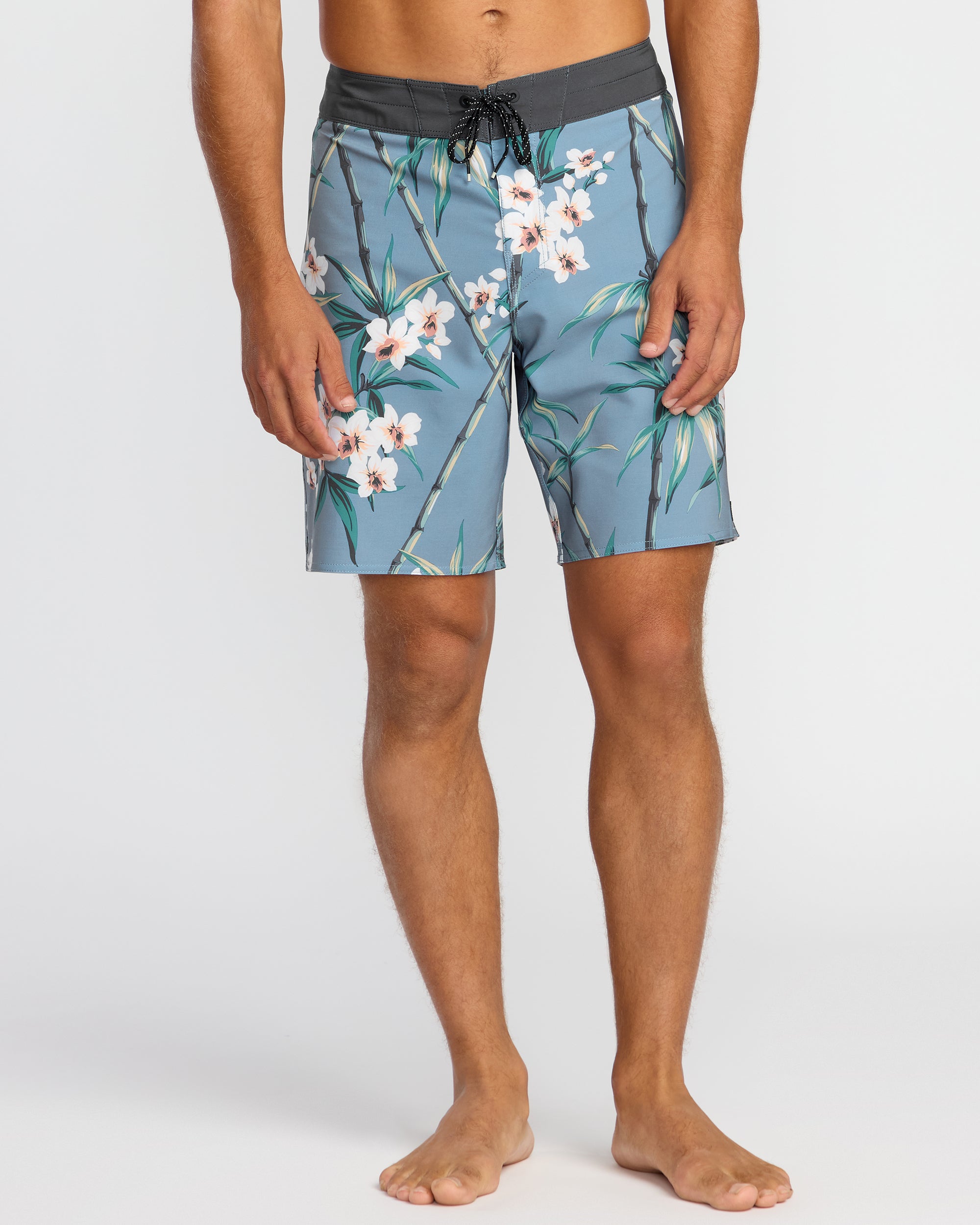 Sundays Pro Performance 19 Boardshorts - Steel Blue