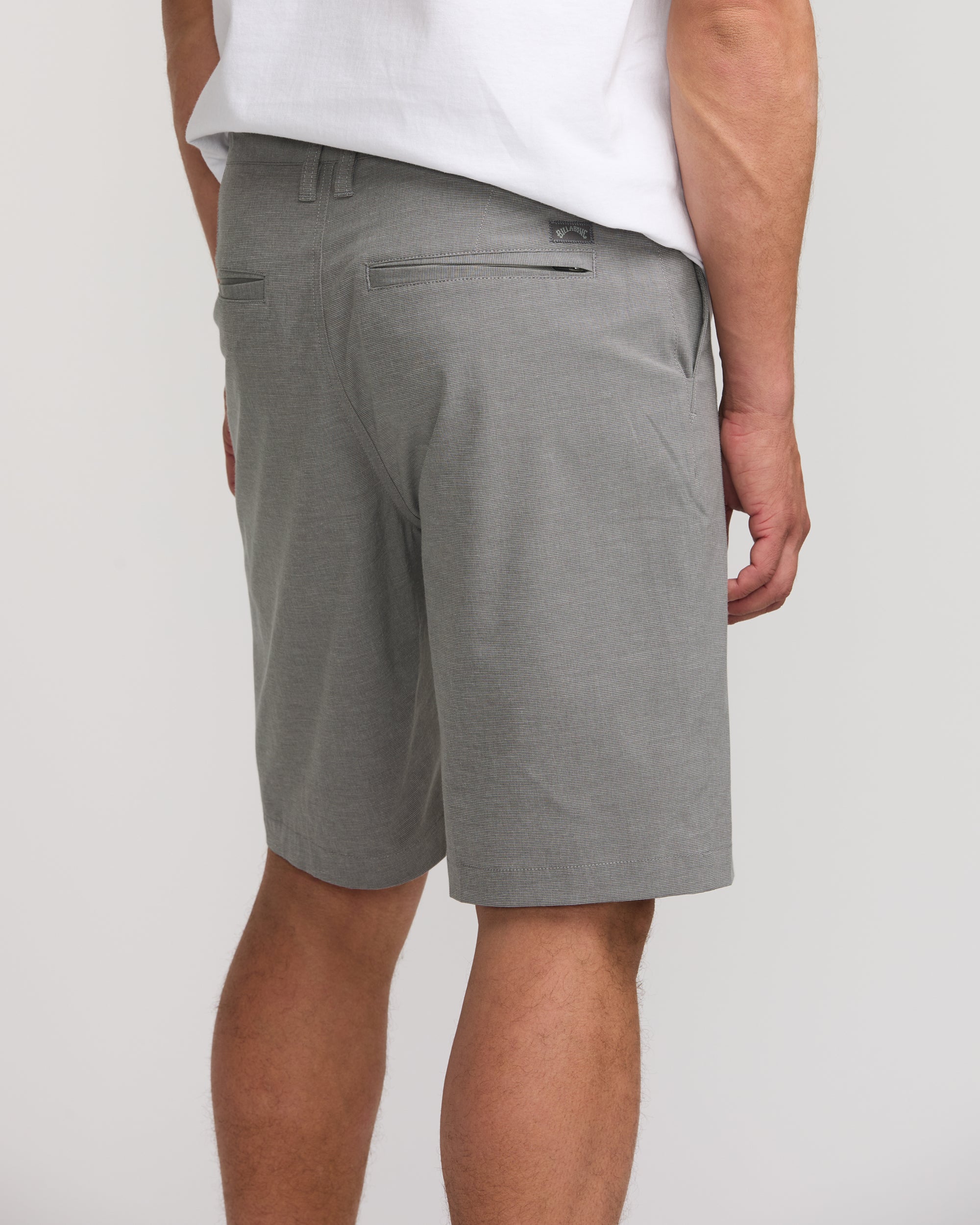 Crossfire Submersible 21 Hybrid Shorts - Gray - Image 6