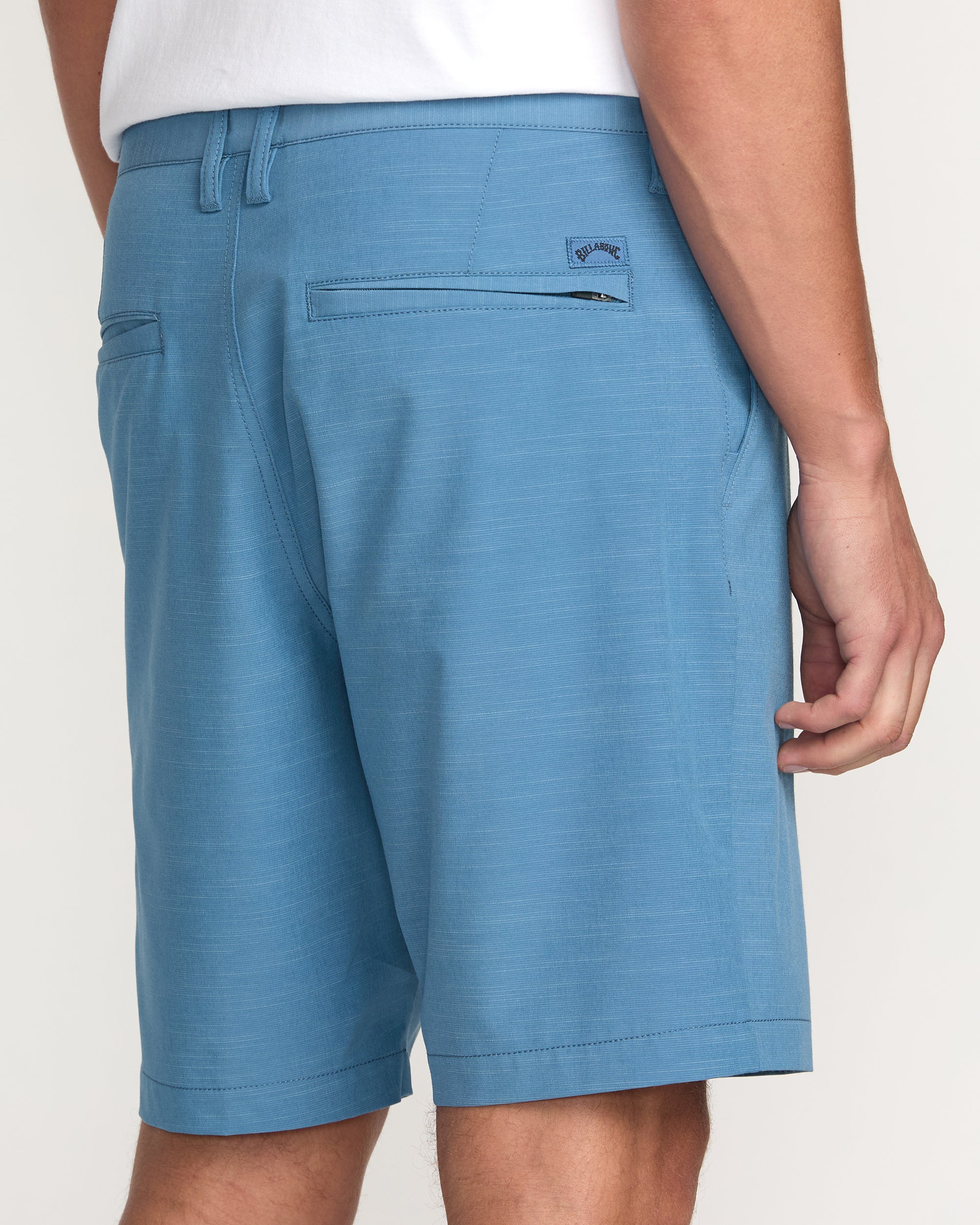 Crossfire Submersible 19 Hybrid Shorts - Carolina Blue - Image 7