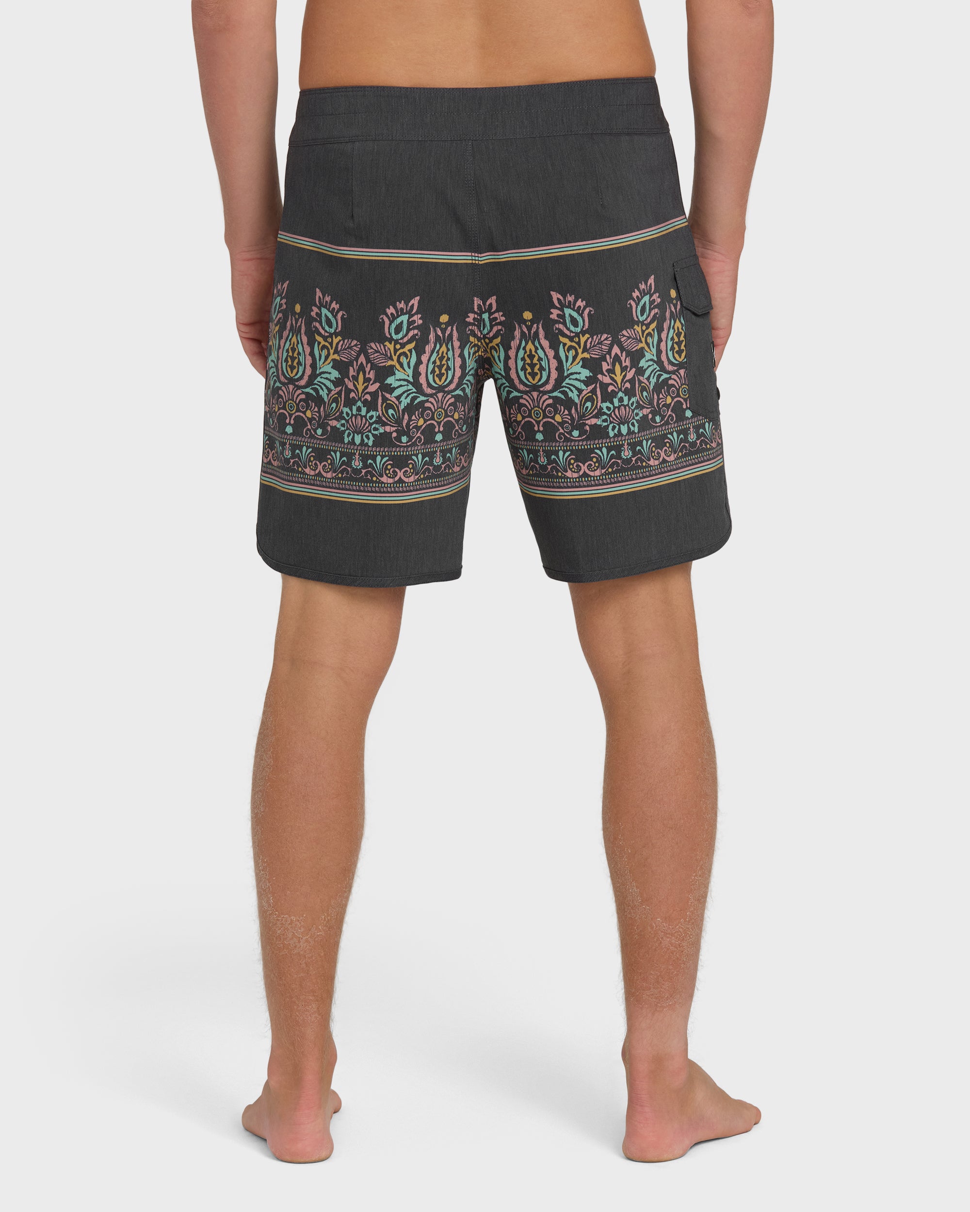 73 Pro 18 Boardshorts - Black - Image 2