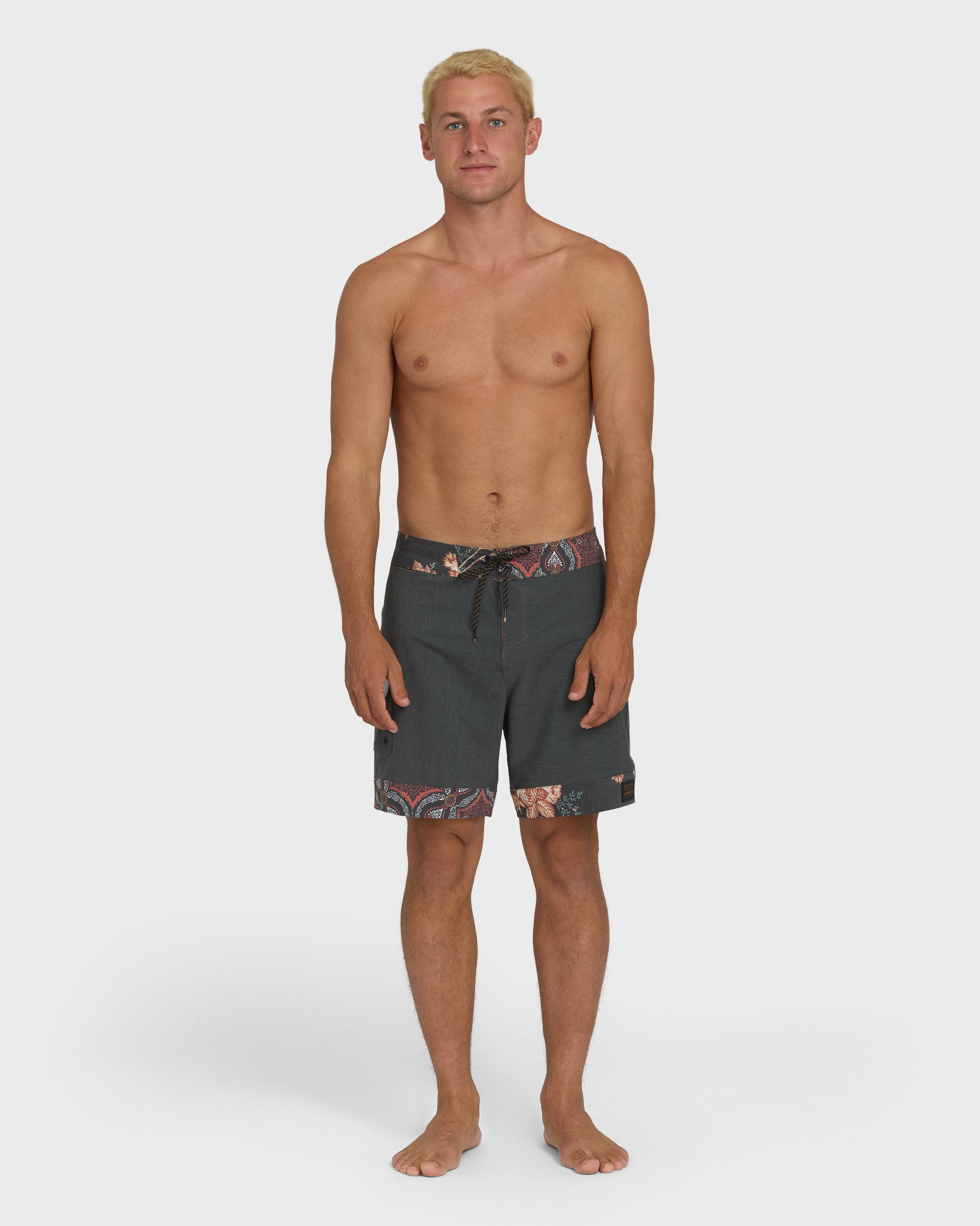 Glide Garage Pro 18 Boardshorts - Black - Image 4
